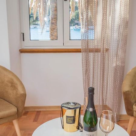 Deluxe Dreamy Room In The Center Of Hvar With Sea View ฮวาร์ ภายนอก รูปภาพ