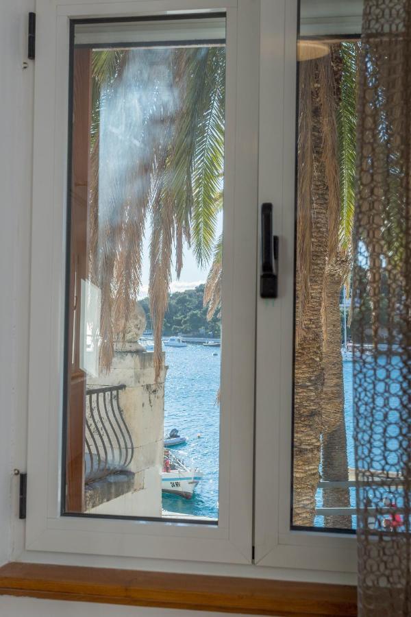 Deluxe Dreamy Room In The Center Of Hvar With Sea View ฮวาร์ ภายนอก รูปภาพ